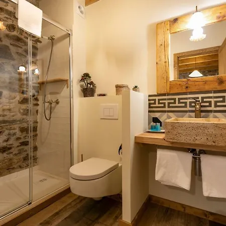 Sports House Nord Sud (adults Only) Frühstückspension Vilallonga de Ter